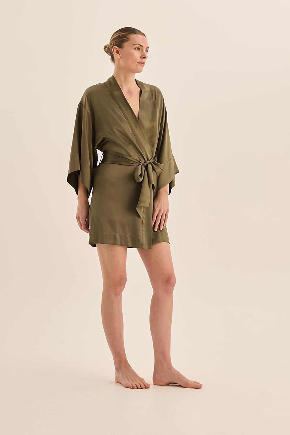 Diamond Pure Silk Olive Short Robe