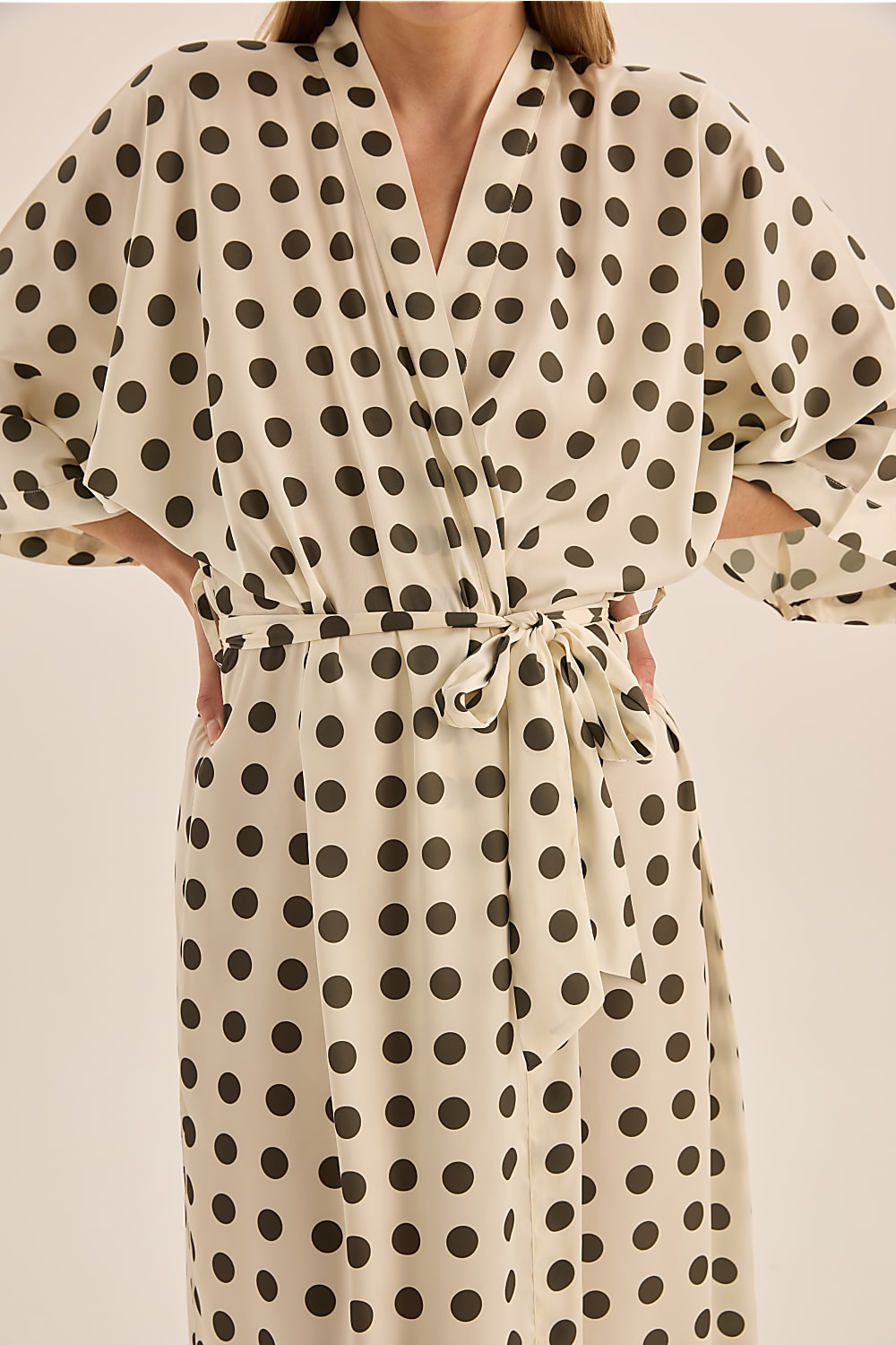 Lana Olive Spot Robe